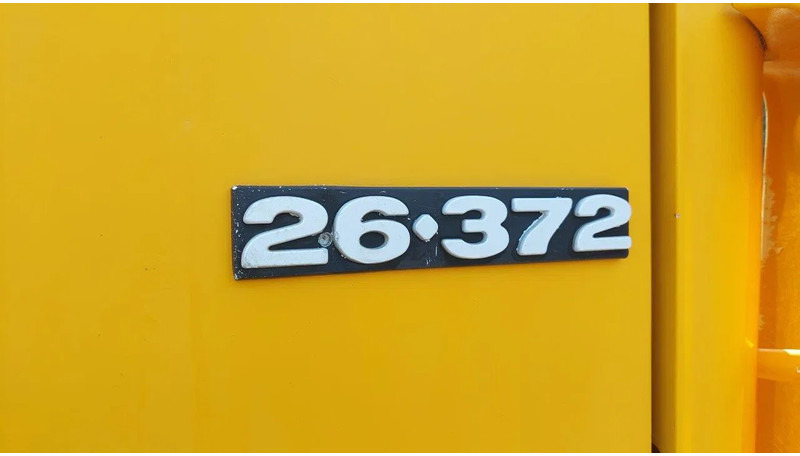 MAN 26.372 MANUAL ZF GEARBOX STEEL SUSPENSION 6X4 - 驾驶室底盘卡车:图5 MAN 26.372 MANUAL ZF GEARBOX STEEL SUSPENSION 6X4 - 驾驶室底盘卡车:图5