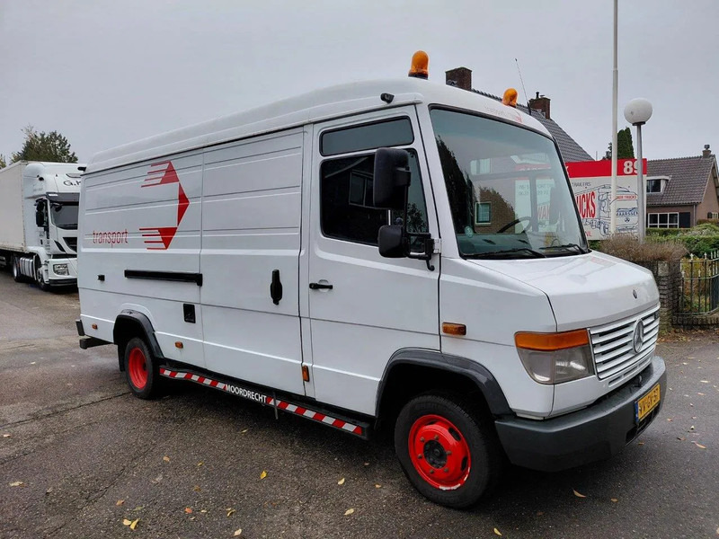 Mercedes-Benz 512 D - 紧凑型面包车:图2 Mercedes-Benz 512 D - 紧凑型面包车:图2