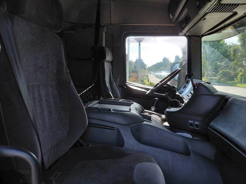 Scania P124-420 MANUAL + RETARDER !!!! 2 PIPES !!!! - 牵引车:图4 Scania P124-420 MANUAL + RETARDER !!!! 2 PIPES !!!! - 牵引车:图4