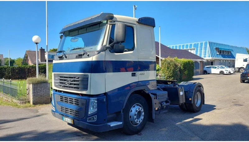 Volvo FH 12.420 - 牵引车:图1 Volvo FH 12.420 - 牵引车:图1