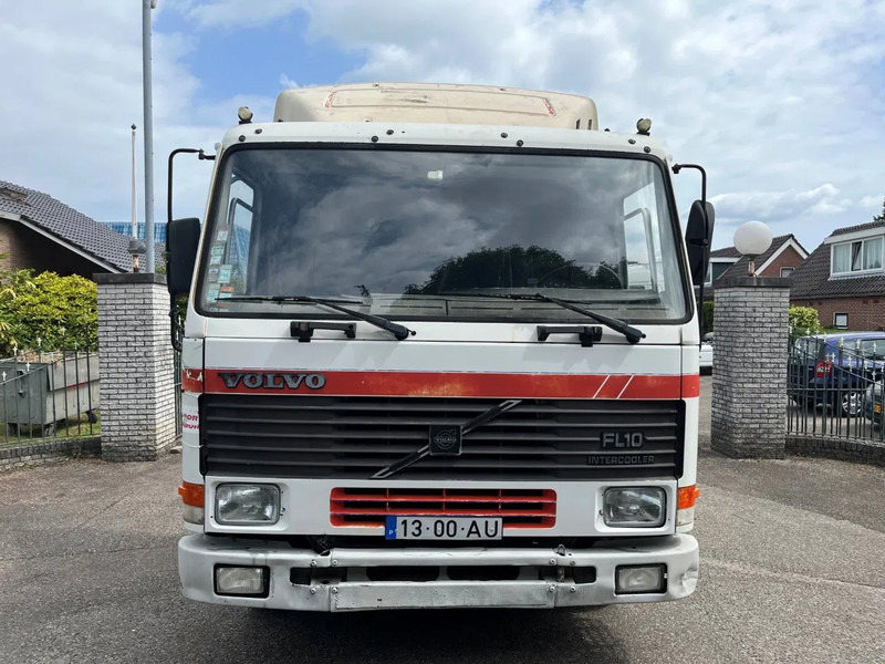 Volvo FL 10.320 4X2 TRUCKHEAD FULL STEEL SUSPENSION - 牵引车:图2 Volvo FL 10.320 4X2 TRUCKHEAD FULL STEEL SUSPENSION - 牵引车:图2