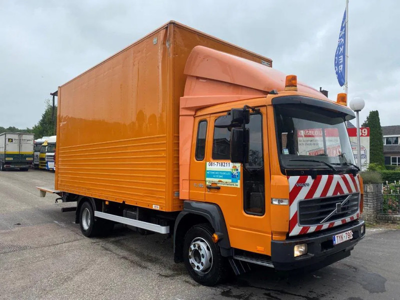 Volvo FL 614 FL 180 - 厢式卡车:图2 Volvo FL 614 FL 180 - 厢式卡车:图2