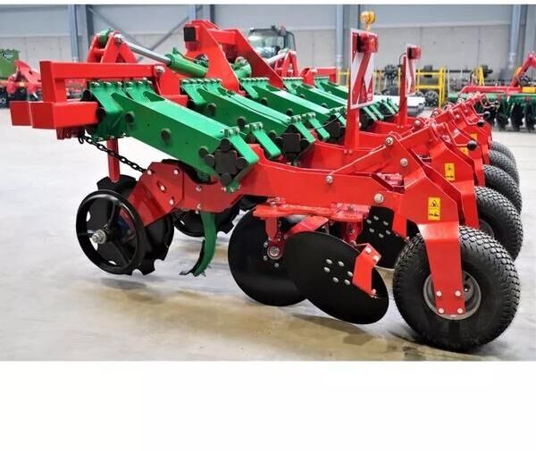 AGRO-MASZ AGREGAT DO UPRAWY MIĘDZYRZĘDOWEJ (PIELNIK) - 农业机械:图3 AGRO-MASZ AGREGAT DO UPRAWY MIĘDZYRZĘDOWEJ (PIELNIK) - 农业机械:图3