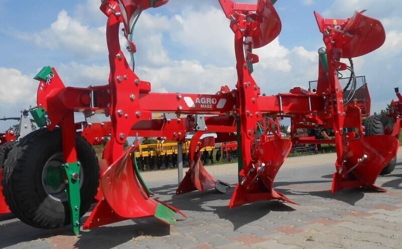 AGRO-MASZ Pług obrotowy 3-skibowy - 犁:图1 AGRO-MASZ Pług obrotowy 3-skibowy - 犁:图1