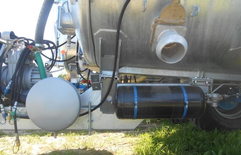 MEPROZET Güllefässer/ Slurry tank/ Beczkowóz T-528/5 (PN60/3) - 浆罐车:图4 MEPROZET Güllefässer/ Slurry tank/ Beczkowóz T-528/5 (PN60/3) - 浆罐车:图4