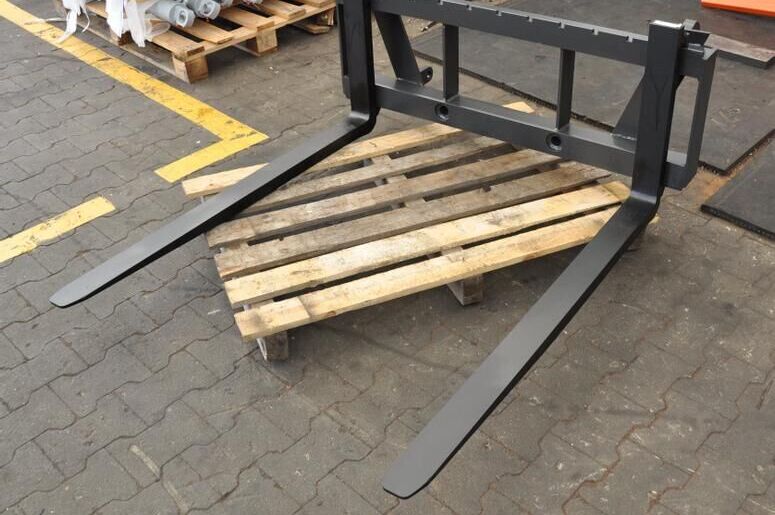 METAL-TECHNIK Paleciak / Frame with pallet forks - 叉 适用于 卡车:图2 METAL-TECHNIK Paleciak / Frame with pallet forks - 叉 适用于 卡车:图2