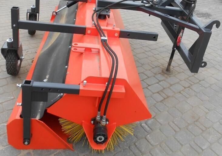 METAL-TECHNIK Zamiatarka 2m/ New Sweeper / Barredora de 2 m - 扫地机 适用于 道路清扫机:图5 METAL-TECHNIK Zamiatarka 2m/ New Sweeper / Barredora de 2 m - 扫地机 适用于 道路清扫机:图5