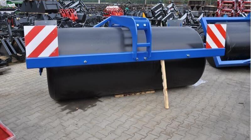 Metal-Technik Wał 2.7 m łąkowo-polowy - 农场碾压机:图3 Metal-Technik Wał 2.7 m łąkowo-polowy - 农场碾压机:图3