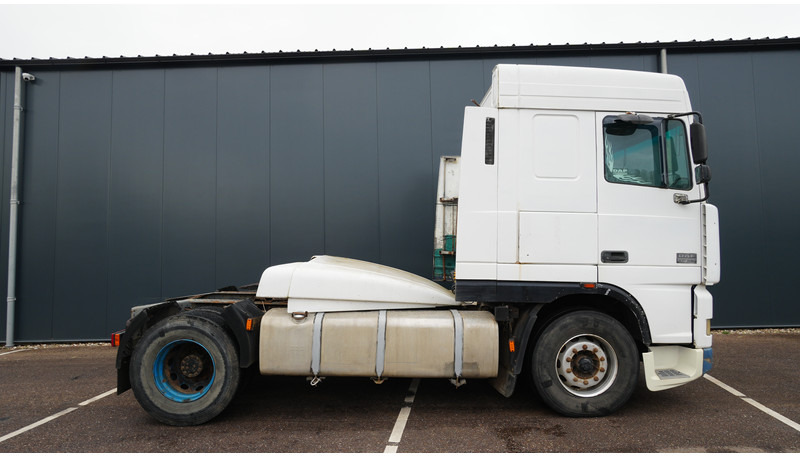 DAF XF 95.380 SC MANUAL GEARBOX EURO 3 - 牵引车:图2 DAF XF 95.380 SC MANUAL GEARBOX EURO 3 - 牵引车:图2