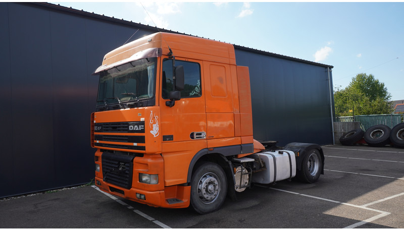 DAF XF 95.380 SC MANUAL GEARBOX - 牵引车:图4 DAF XF 95.380 SC MANUAL GEARBOX - 牵引车:图4