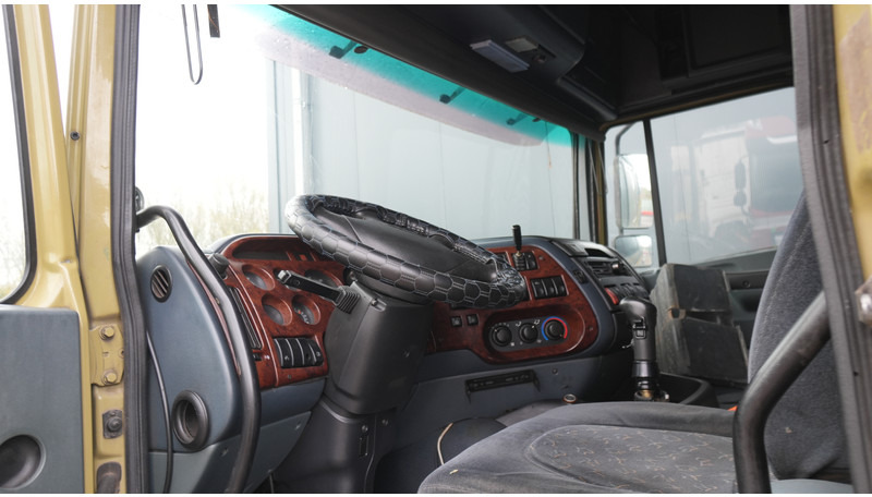 DAF XF 95.430 EURO 3 MANUAL GEARBOX - 牵引车:图5 DAF XF 95.430 EURO 3 MANUAL GEARBOX - 牵引车:图5