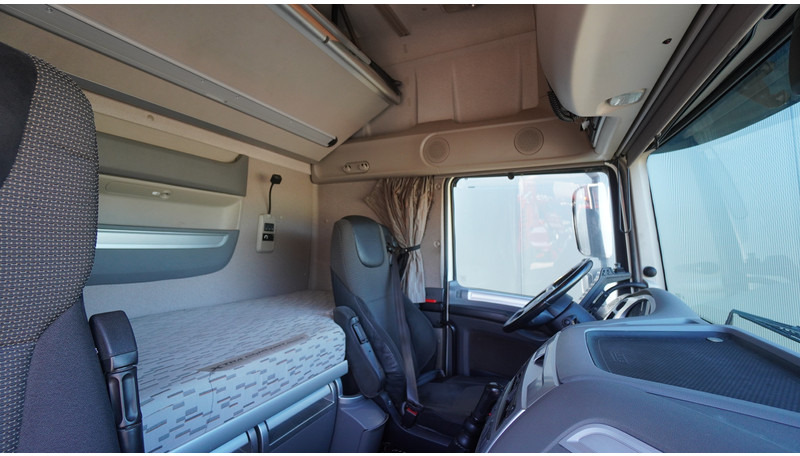 DAF XF460 8X2 HOOKARM SYSTEM TRUCK - 吊钩升降车:图5 DAF XF460 8X2 HOOKARM SYSTEM TRUCK - 吊钩升降车:图5