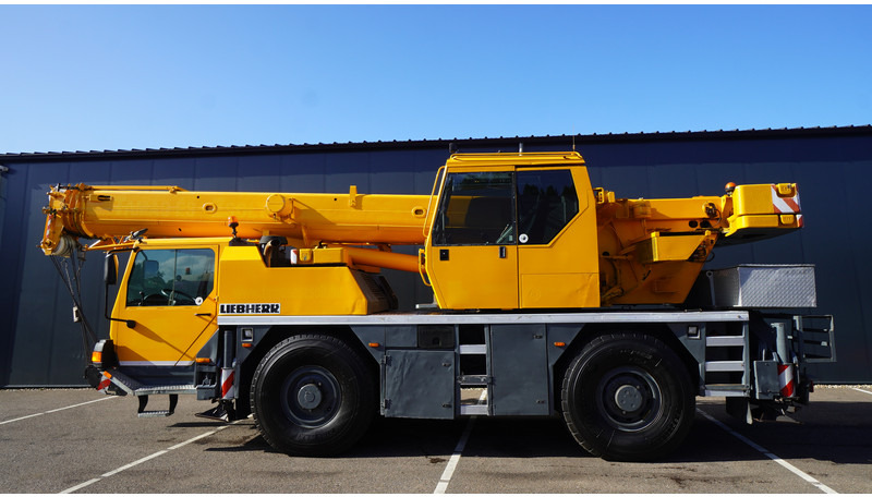 Liebherr LTM 1030-2.1 WITH JIB - 起重车:图1 Liebherr LTM 1030-2.1 WITH JIB - 起重车:图1