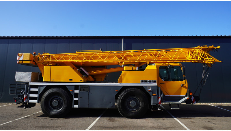 Liebherr LTM 1030-2.1 WITH JIB - 起重车:图2 Liebherr LTM 1030-2.1 WITH JIB - 起重车:图2