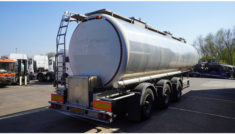 Magyar 3 AXLE FOOD TANK TRAILER 41.410LTR - 液罐半拖车:图5 Magyar 3 AXLE FOOD TANK TRAILER 41.410LTR - 液罐半拖车:图5