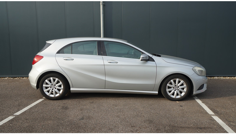 小型巴士, 小型客车 Mercedes-Benz A180CDI EURO 5：图7