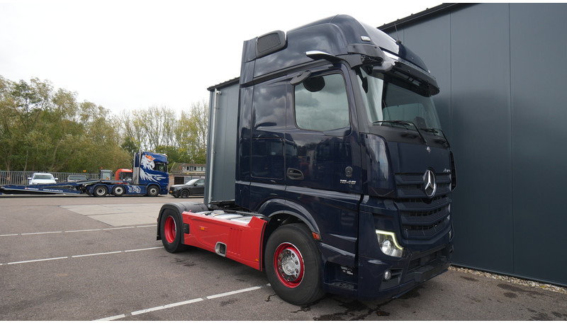 Mercedes-Benz ACTROS 1945 GIGASPACE 727.600KM - 牵引车:图4 Mercedes-Benz ACTROS 1945 GIGASPACE 727.600KM - 牵引车:图4