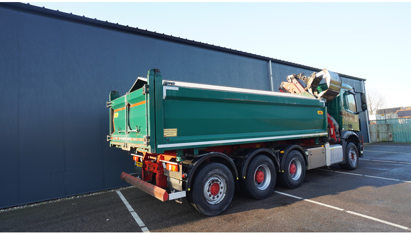 起重车 Mercedes-Benz AROCS 3542 8X4 2 SIDE TIPPER WITH HMF Z 1943 CRANE 407.000KM：图7