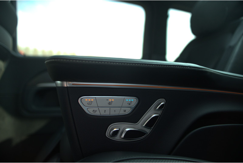 小型巴士, 小型客车 Mercedes-Benz V300 AMG EXCLUSIVE 4-MATIC AIRMATIC：图10