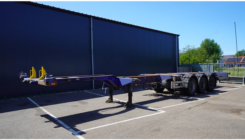 Pacton 3 AXLE MULTI CONTAINER TRANSPORT TRAILER EXTENDABLE 45 FT - 集装箱运输车/ 可拆卸车身的半拖车:图2 Pacton 3 AXLE MULTI CONTAINER TRANSPORT TRAILER EXTENDABLE 45 FT - 集装箱运输车/ 可拆卸车身的半拖车:图2
