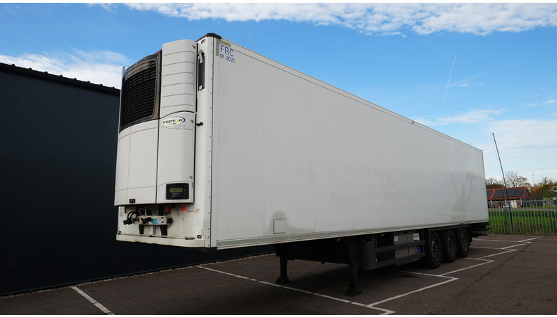 Schmitz Cargobull 3 AXLE FRIGO TRAILER - 冷藏半拖车:图2 Schmitz Cargobull 3 AXLE FRIGO TRAILER - 冷藏半拖车:图2