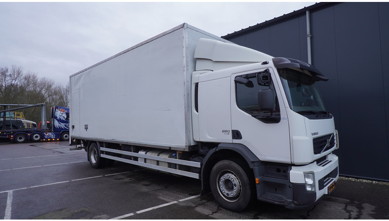 Volvo FE 280 CLOSED BOX 354.000KM MANUAL GEARBOX - 厢式卡车:图4 Volvo FE 280 CLOSED BOX 354.000KM MANUAL GEARBOX - 厢式卡车:图4