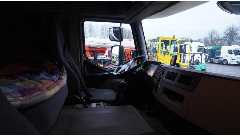 厢式卡车 Volvo FE 280 CLOSED BOX 354.000KM MANUAL GEARBOX:图6 厢式卡车 Volvo FE 280 CLOSED BOX 354.000KM MANUAL GEARBOX:图6