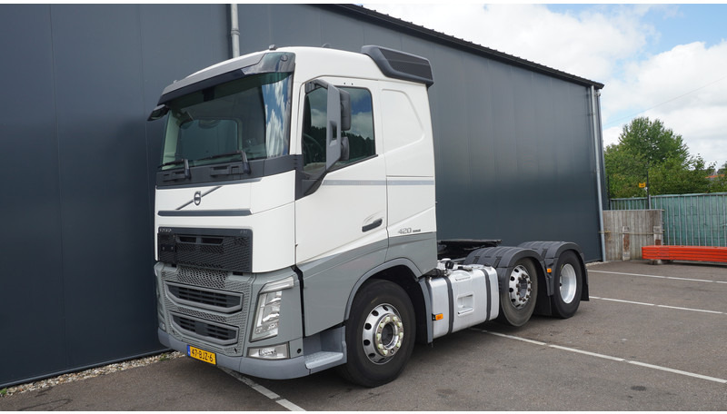 Volvo FH 420 6X2 ADR 796.000KM - 牵引车:图3 Volvo FH 420 6X2 ADR 796.000KM - 牵引车:图3