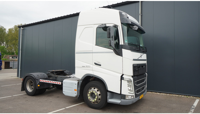 Volvo FH 420 ADR GLOBETROTTER 808.000KM - 牵引车:图4 Volvo FH 420 ADR GLOBETROTTER 808.000KM - 牵引车:图4