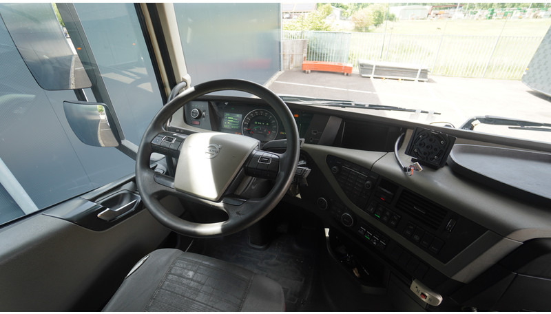 Volvo FH 460 8X2 20 FT CONTAINER TRANSPORT TRUCK - 集装箱运输车/ 可拆卸车身的卡车:图5 Volvo FH 460 8X2 20 FT CONTAINER TRANSPORT TRUCK - 集装箱运输车/ 可拆卸车身的卡车:图5