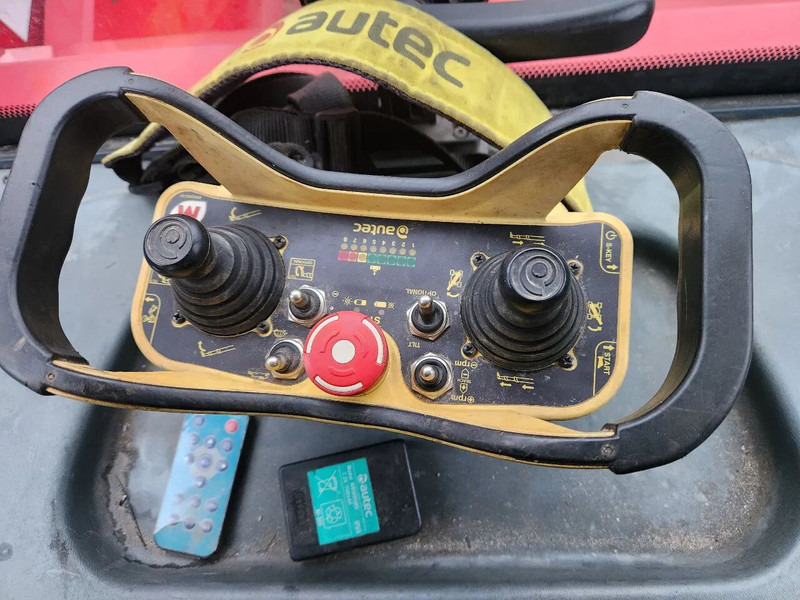 MAGNI RTH5.39S, 39m,8807H, 5000kg, 2016, Airco, Remote, Like new - 装载机:图5 MAGNI RTH5.39S, 39m,8807H, 5000kg, 2016, Airco, Remote, Like new - 装载机:图5