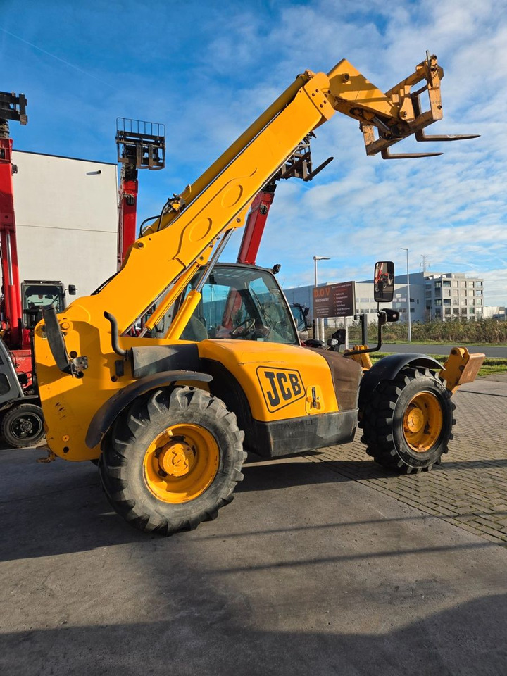 JCB 535-105 - 伸缩臂叉装车:图5 JCB 535-105 - 伸缩臂叉装车:图5