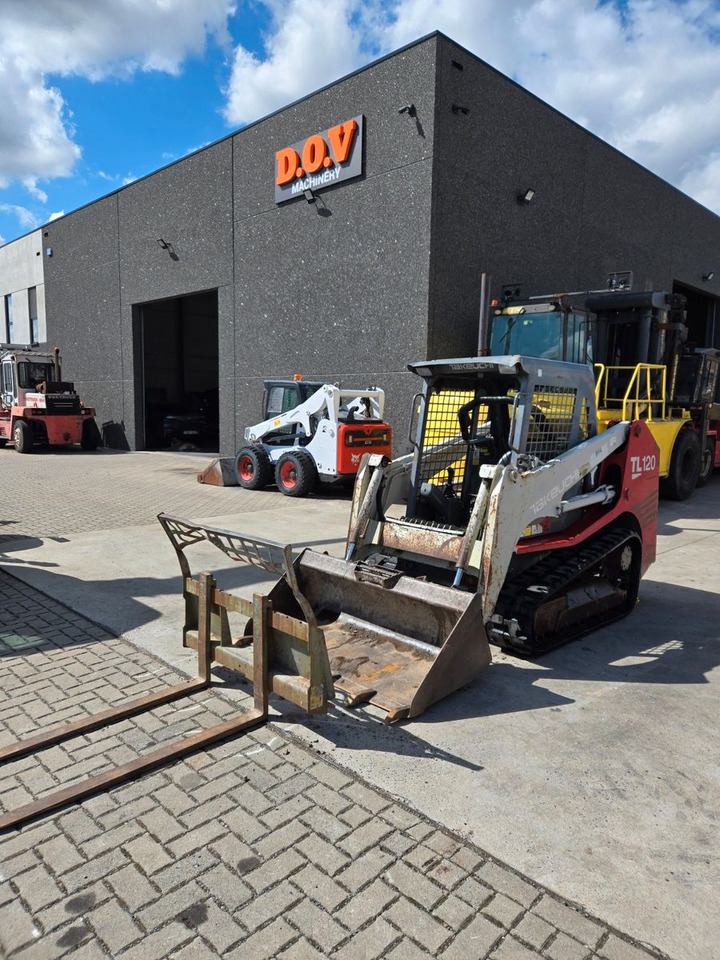 Takeuchi TL120 - 轮式装载机:图1 Takeuchi TL120 - 轮式装载机:图1