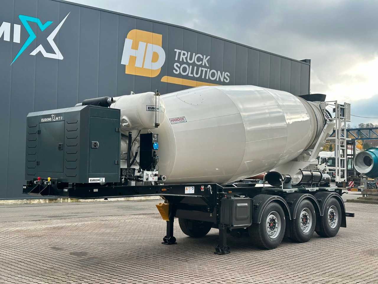 EUROMIX MTP - 12m³ Betonmischer-Auflieger - 混凝土搅拌车:图2 EUROMIX MTP - 12m³ Betonmischer-Auflieger - 混凝土搅拌车:图2