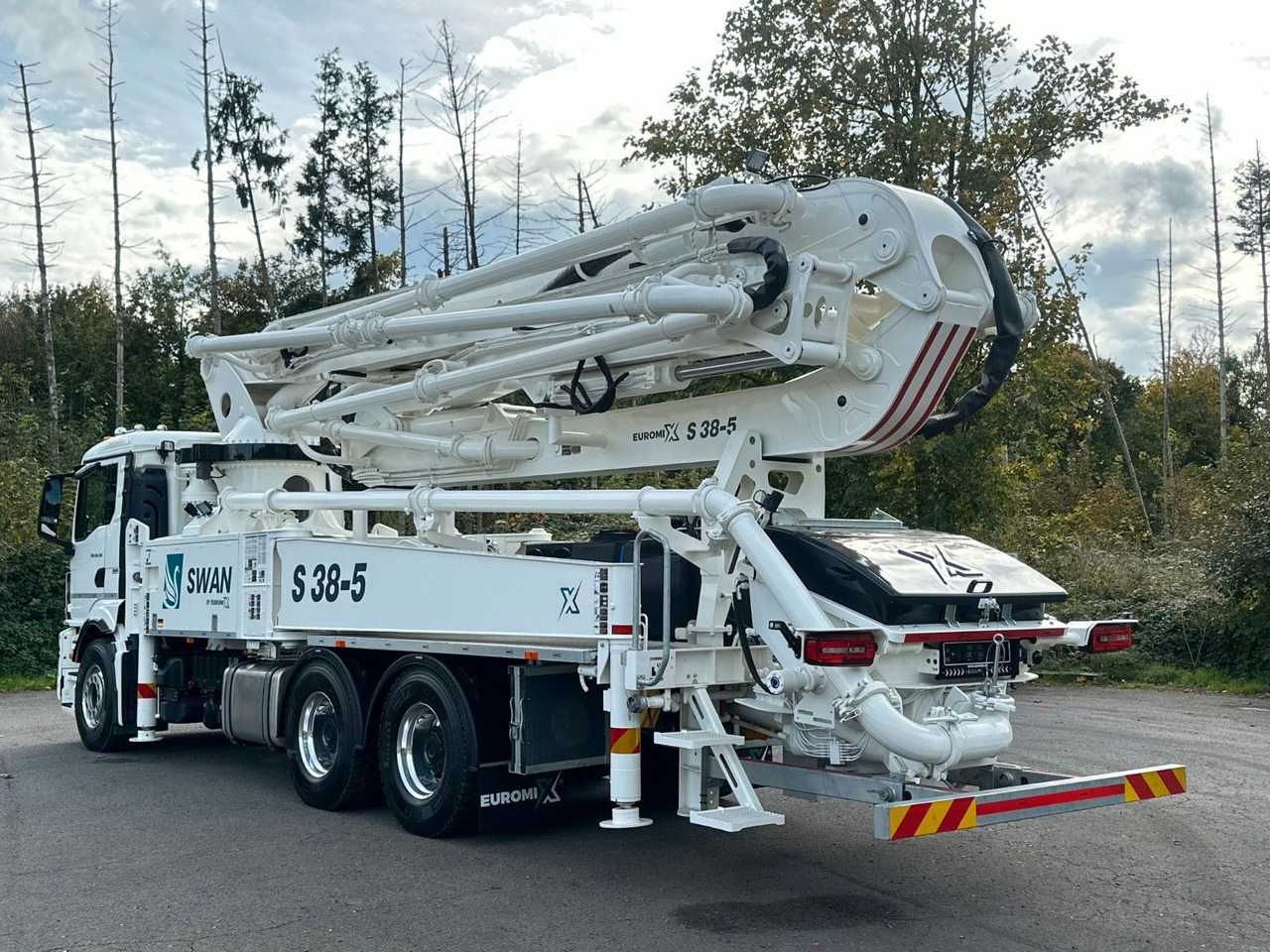 MAN TGS 26.510 6x4 SWAN TSP 38-5 160RZ ( 38m ) - 混凝土泵车:图4 MAN TGS 26.510 6x4 SWAN TSP 38-5 160RZ ( 38m ) - 混凝土泵车:图4
