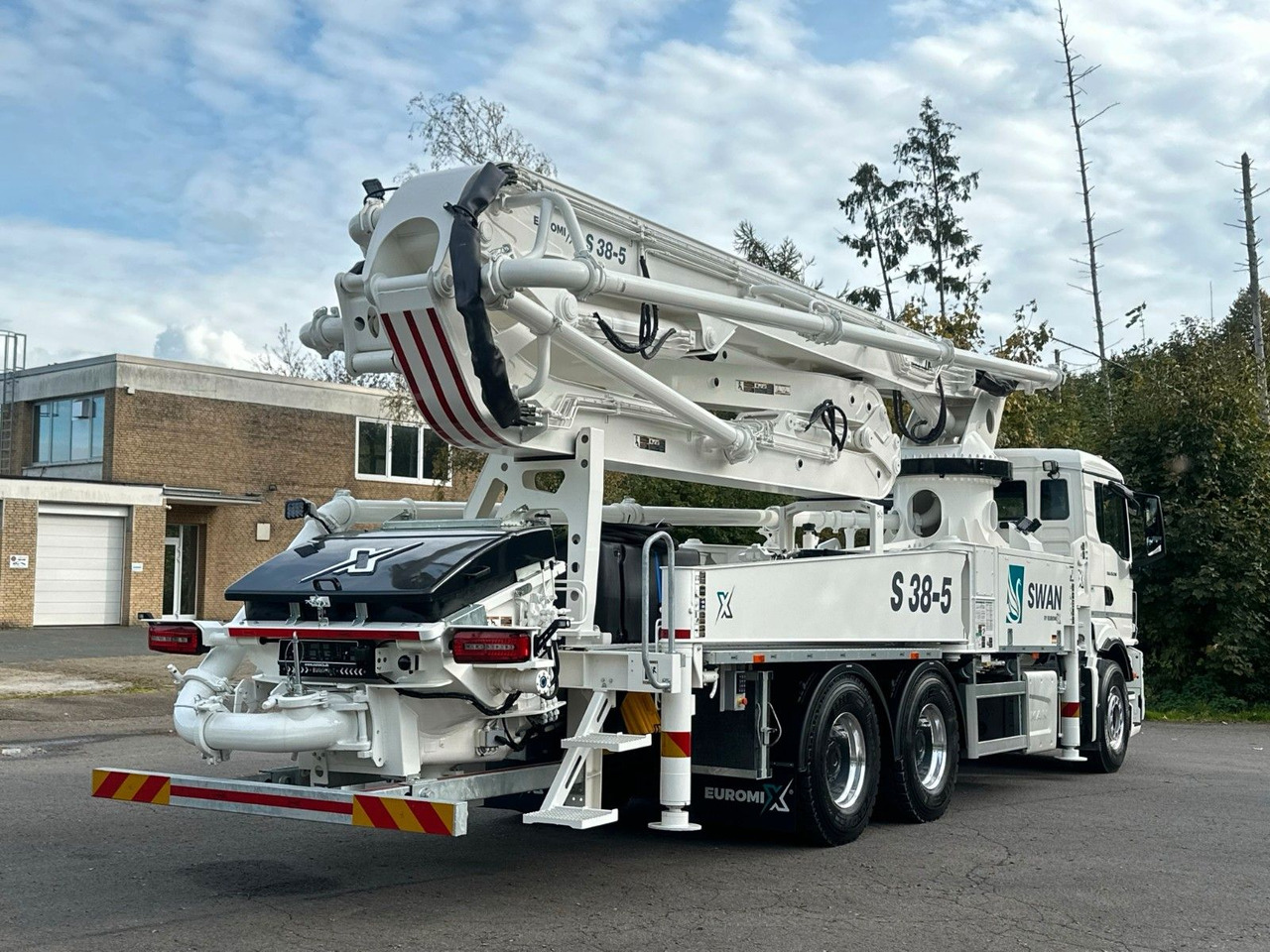 MAN TGS 26.510 6x4 SWAN TSP 38-5 160RZ ( 38m ) - 混凝土搅拌车:图5 MAN TGS 26.510 6x4 SWAN TSP 38-5 160RZ ( 38m ) - 混凝土搅拌车:图5