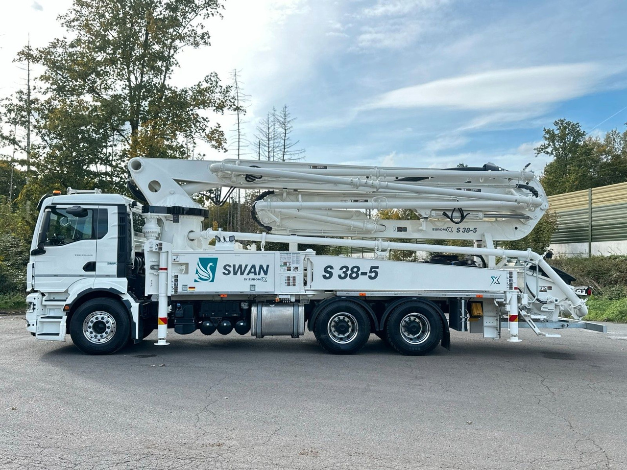 MAN TGS 26.510 6x4 SWAN TSP 38-5 160RZ ( 38m ) - 混凝土搅拌车:图4 MAN TGS 26.510 6x4 SWAN TSP 38-5 160RZ ( 38m ) - 混凝土搅拌车:图4