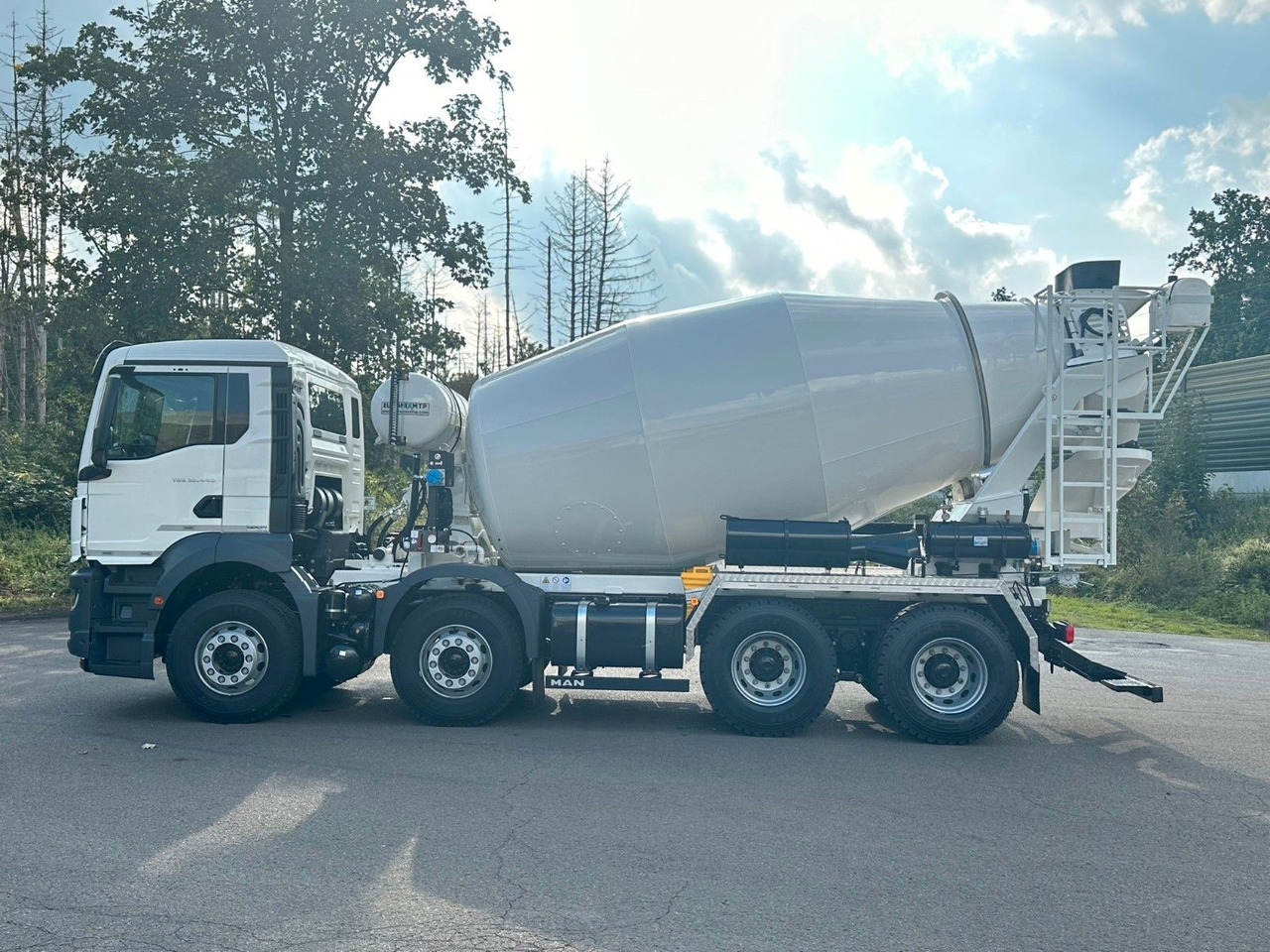 MAN TGS 32.440 8x4 / Euromix MTP EM 9 L - 混凝土搅拌车:图4 MAN TGS 32.440 8x4 / Euromix MTP EM 9 L - 混凝土搅拌车:图4