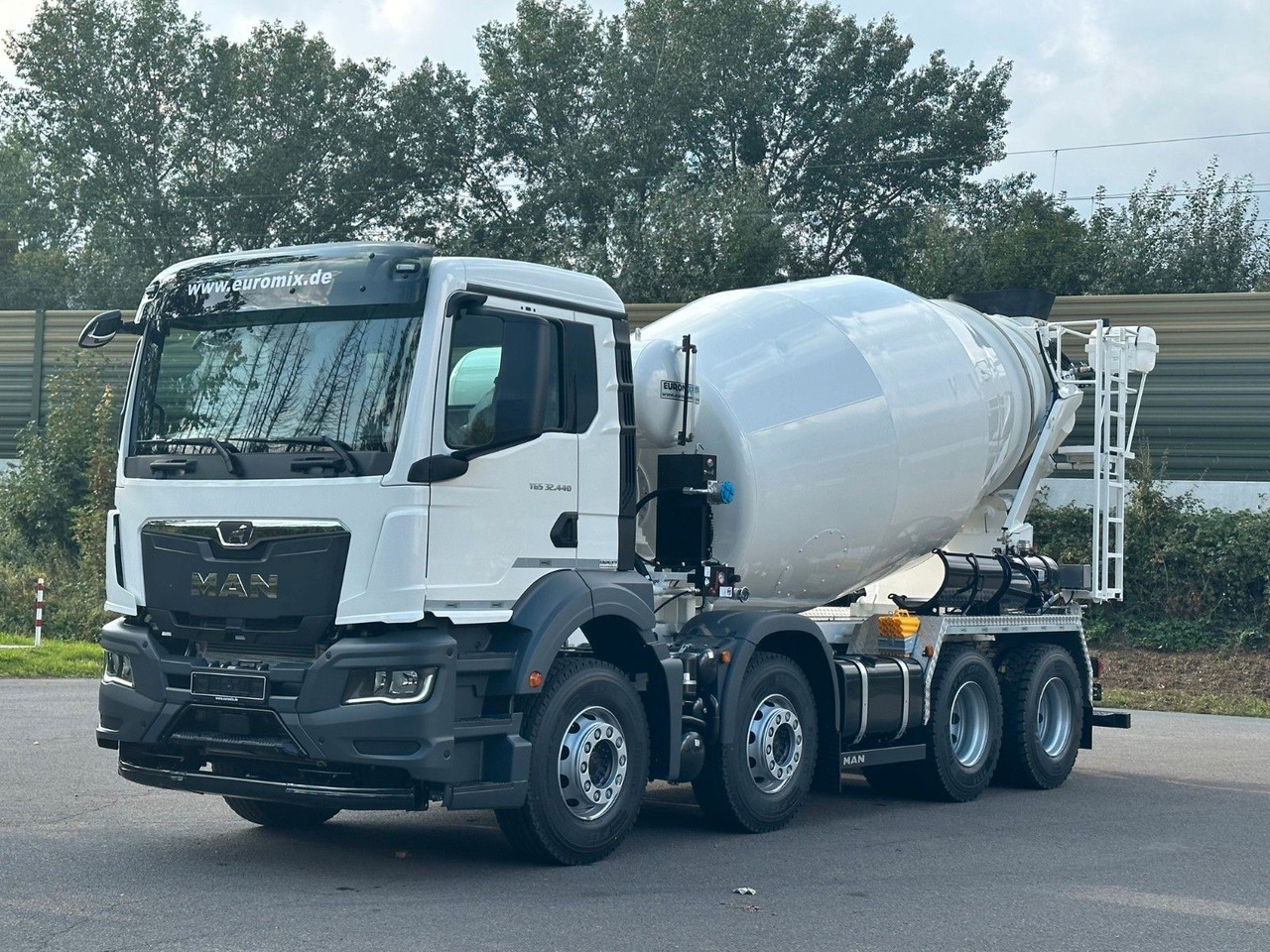 MAN TGS 32.440 8x4 / Euromix MTP EM 9 L - 混凝土搅拌车:图3 MAN TGS 32.440 8x4 / Euromix MTP EM 9 L - 混凝土搅拌车:图3