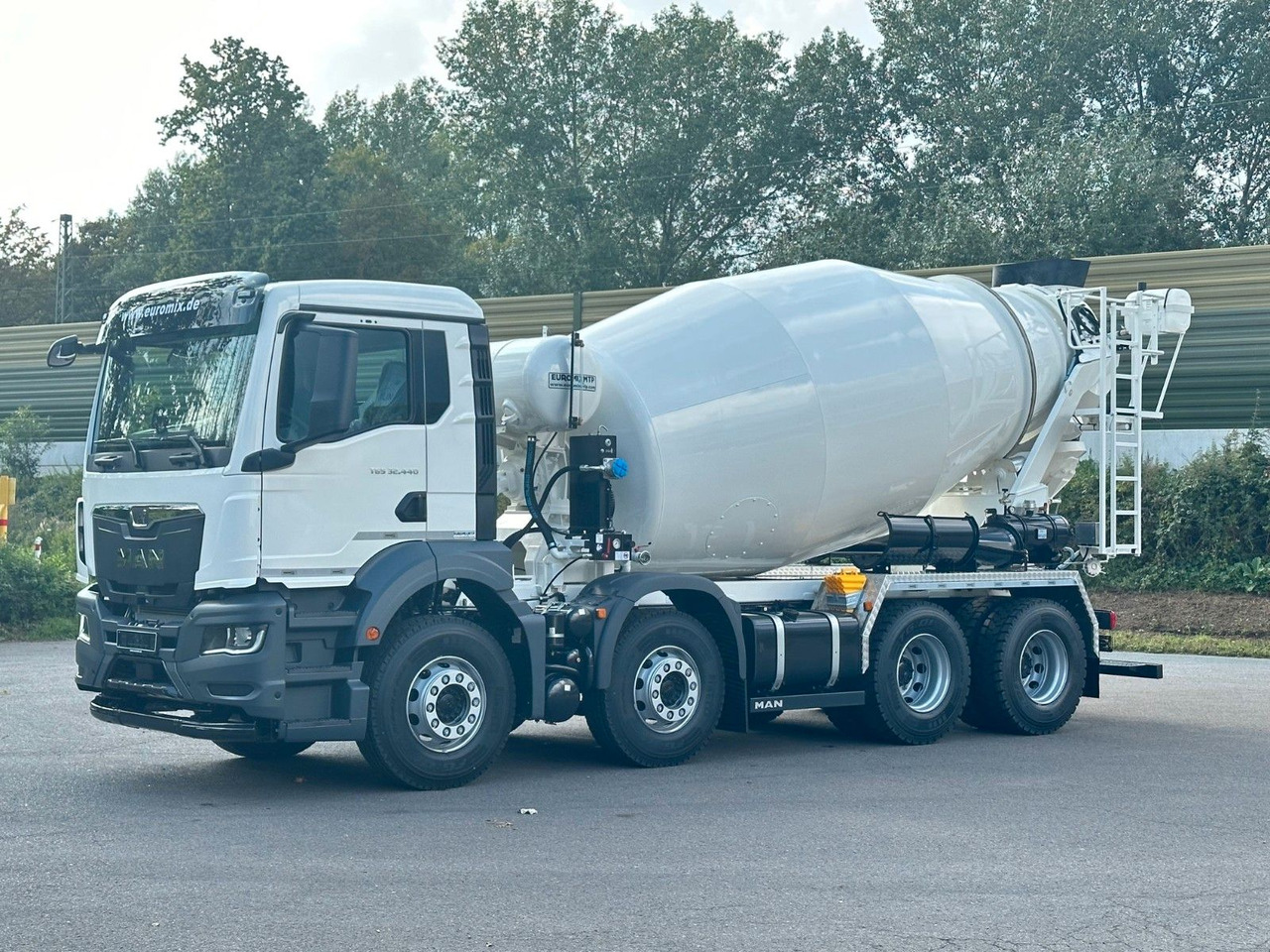 MAN TGS 32.440 8x4 / Euromix MTP EM 9 L - 混凝土搅拌车:图1 MAN TGS 32.440 8x4 / Euromix MTP EM 9 L - 混凝土搅拌车:图1