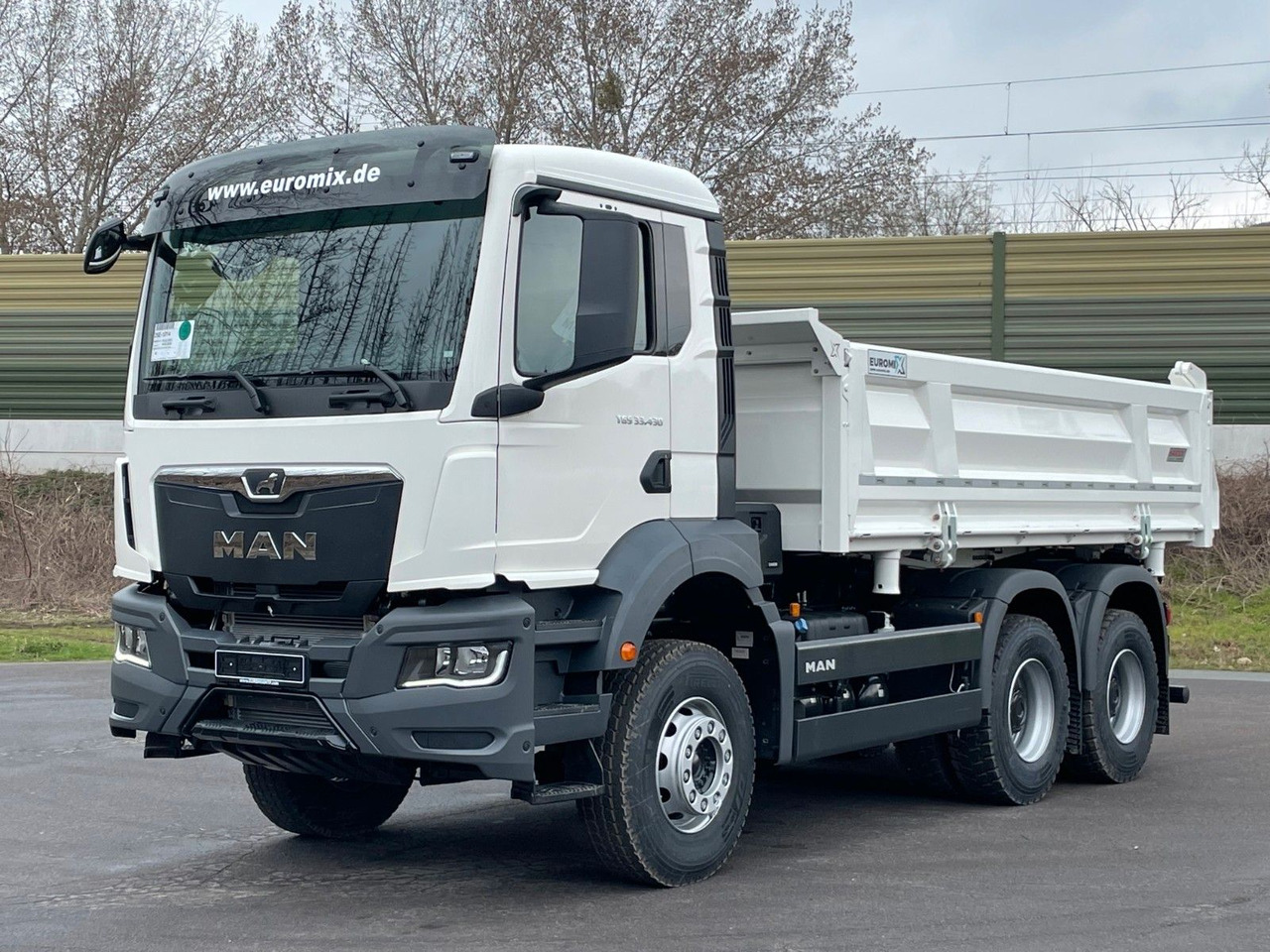 MAN TGS 33.440 6x4 /Euro6 3-Seiten-Kipper EuromixMTP - 翻斗车:图2 MAN TGS 33.440 6x4 /Euro6 3-Seiten-Kipper EuromixMTP - 翻斗车:图2