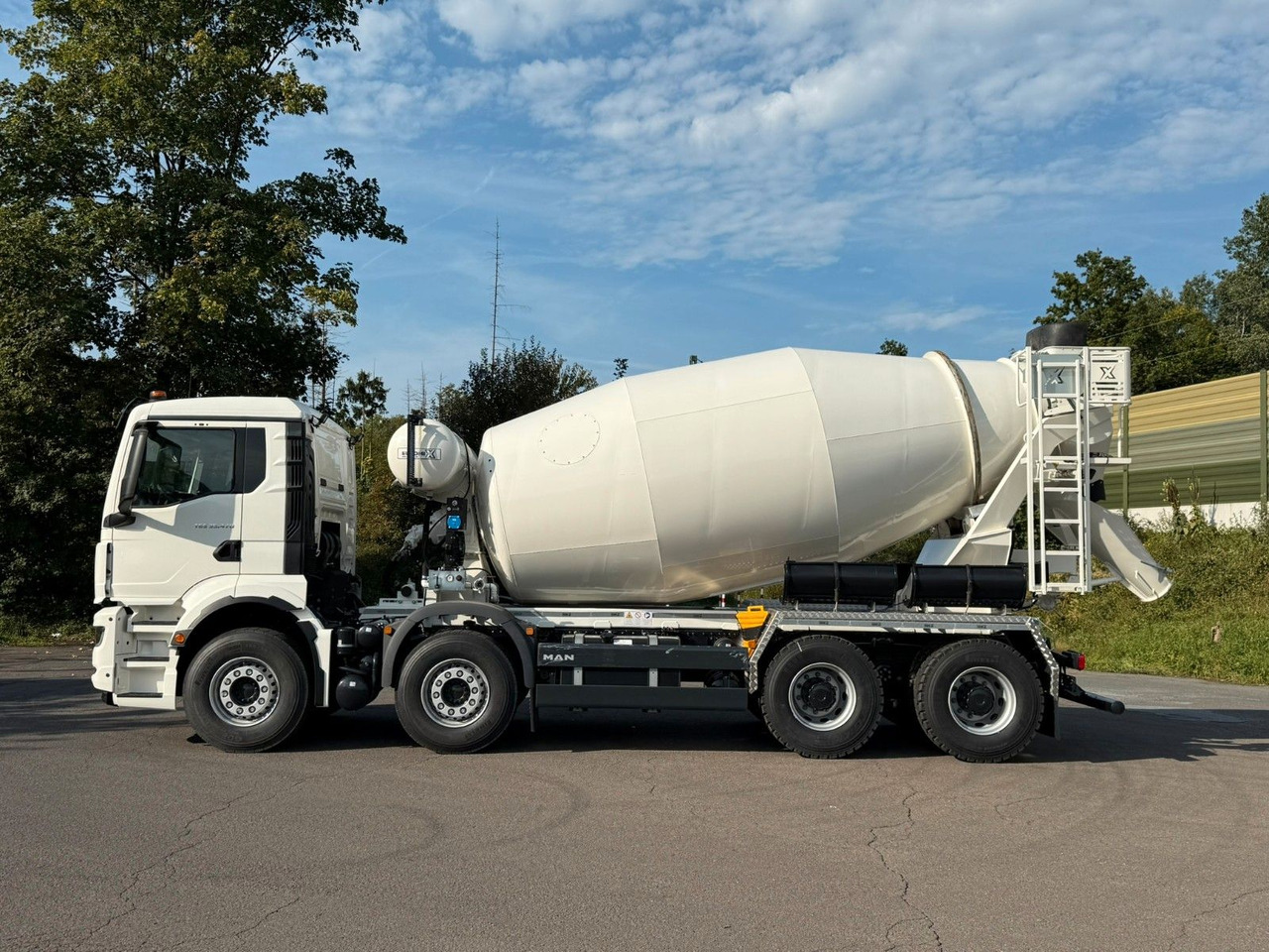 MAN TGS 35.470 BB 8X4 EuromixMTP EM 10 L - 混凝土搅拌车:图3 MAN TGS 35.470 BB 8X4 EuromixMTP EM 10 L - 混凝土搅拌车:图3