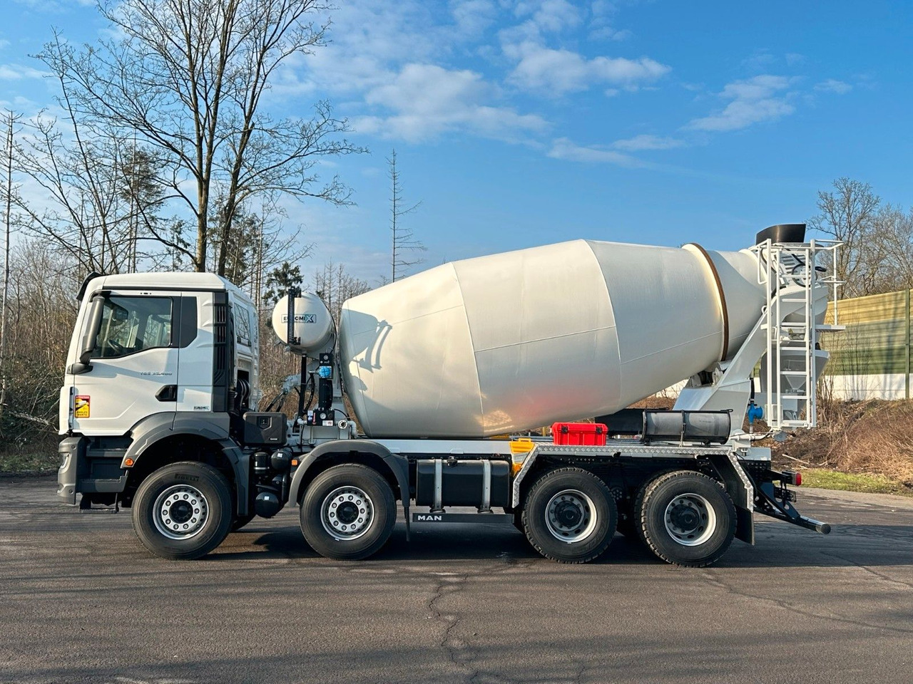 MAN TGS 37.480 8x4 EuromixMTP EM 10 L - 混凝土搅拌车:图3 MAN TGS 37.480 8x4 EuromixMTP EM 10 L - 混凝土搅拌车:图3
