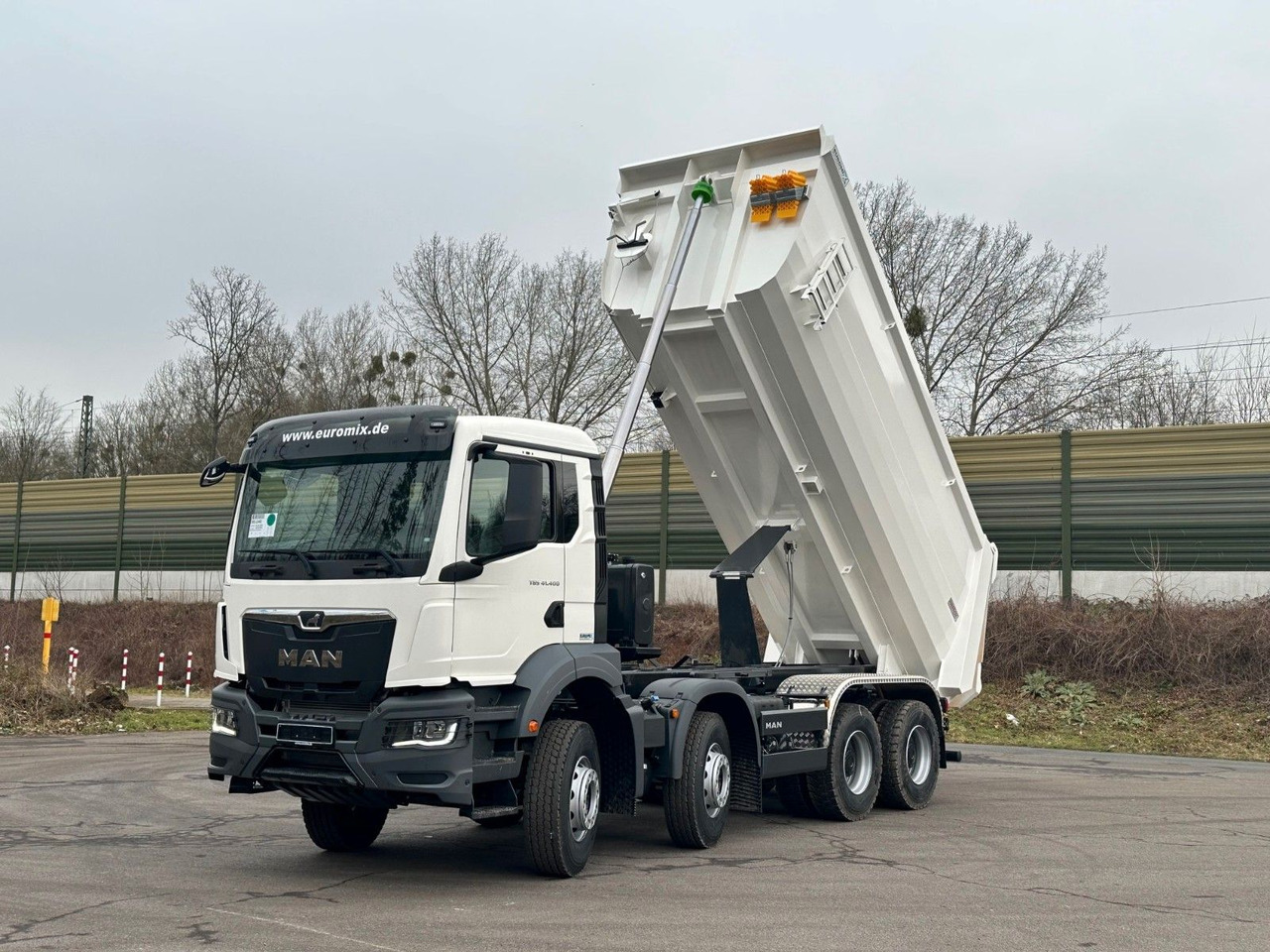 MAN TGS 41.400 8x4 / EUROMIX MTP 20m³/ EURO 5 - 箕斗装载车:图2 MAN TGS 41.400 8x4 / EUROMIX MTP 20m³/ EURO 5 - 箕斗装载车:图2