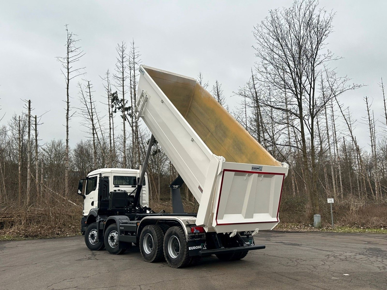 MAN TGS 41.400 8x4 / EUROMIX MTP 20m³/ EURO 5 - 箕斗装载车:图5 MAN TGS 41.400 8x4 / EUROMIX MTP 20m³/ EURO 5 - 箕斗装载车:图5