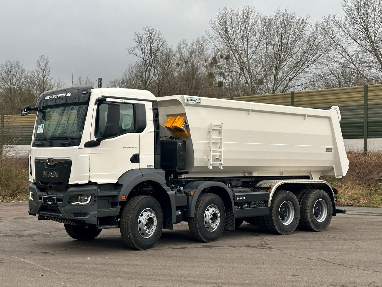 MAN TGS 41.400 8x4 / EUROMIX MTP 20m³/ EURO 5 - 翻斗车:图3 MAN TGS 41.400 8x4 / EUROMIX MTP 20m³/ EURO 5 - 翻斗车:图3