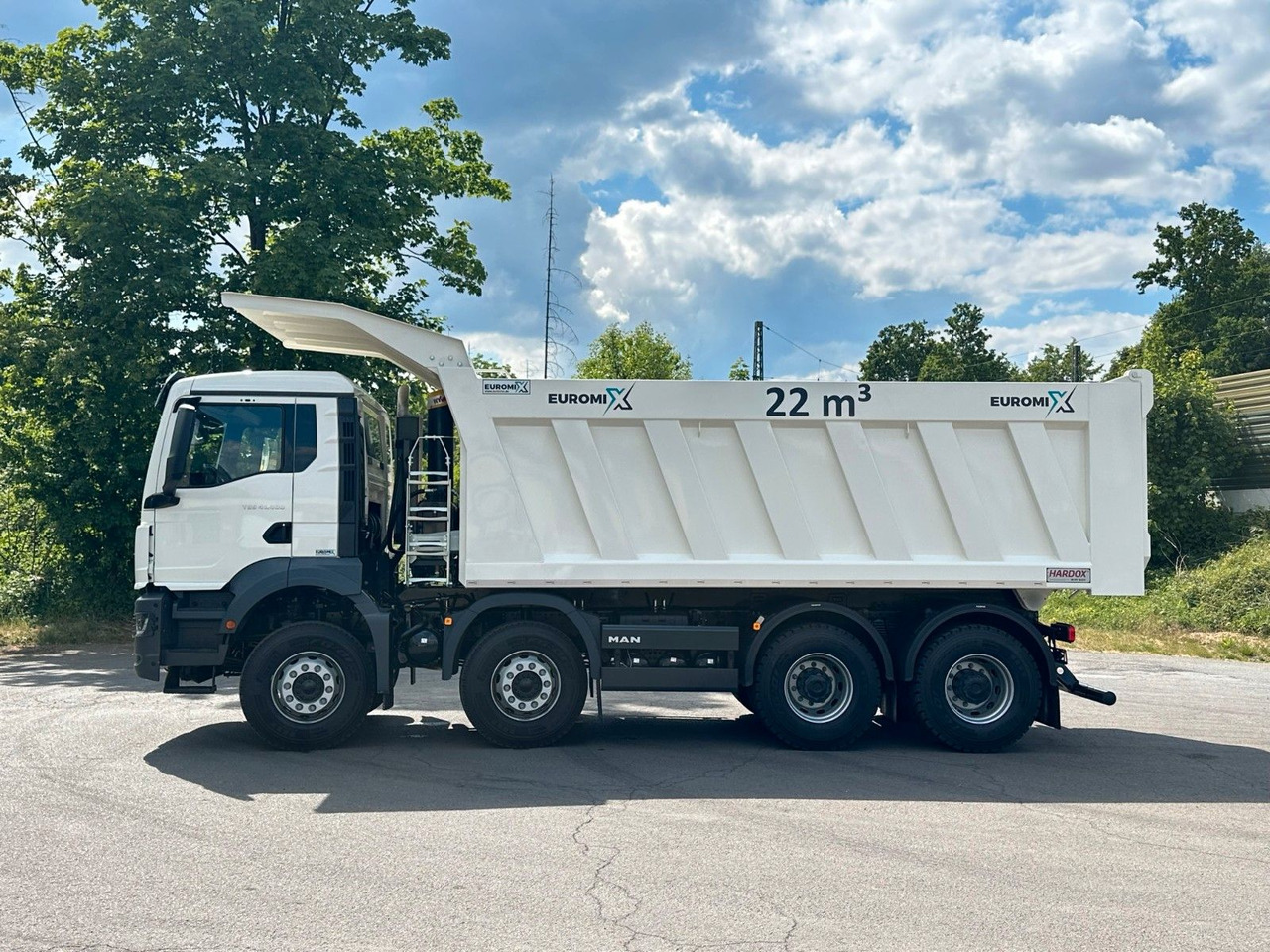 MAN TGS 41.400 8x4 / EUROMIX MTP 22m³/ Eckige Mulde - 翻斗车:图3 MAN TGS 41.400 8x4 / EUROMIX MTP 22m³/ Eckige Mulde - 翻斗车:图3