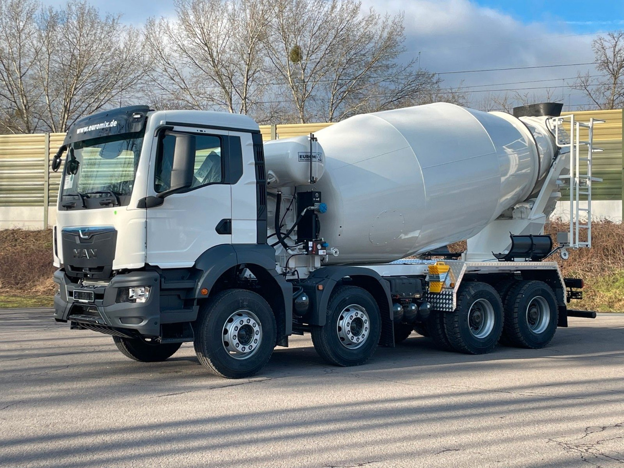 MAN TGS 41.400 8x4 / EuromixMTP EM 12m³ R / EURO 2 - 混凝土搅拌车:图3 MAN TGS 41.400 8x4 / EuromixMTP EM 12m³ R / EURO 2 - 混凝土搅拌车:图3