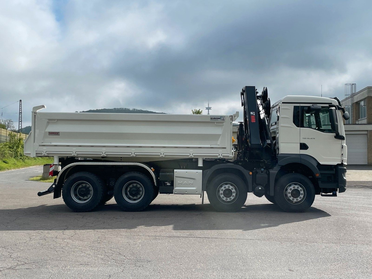 翻斗车, 起重车 MAN TGS 41.480 8x4/Euro6e Euromix Kipper Hiab 228-6：图7