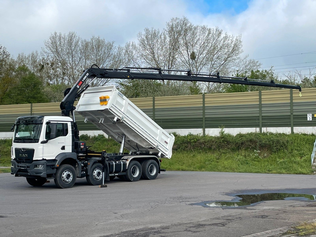 MAN TGS 41.480 8x4/Euro6e Euromix Kipper Hiab 228-6 - 翻斗车, 起重车:图1 MAN TGS 41.480 8x4/Euro6e Euromix Kipper Hiab 228-6 - 翻斗车, 起重车:图1